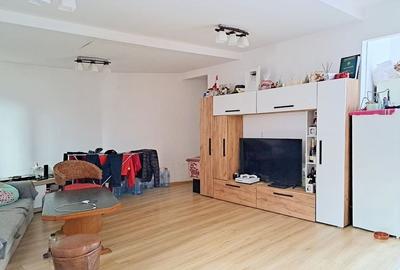 Proprietate investitionala cu  mai multe apartamente-singur in curte - 2