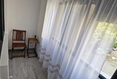 Garsonieră decomandată în Central
