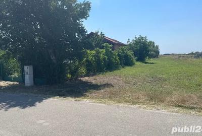Teren de 2585 mp, în Icoana - 2