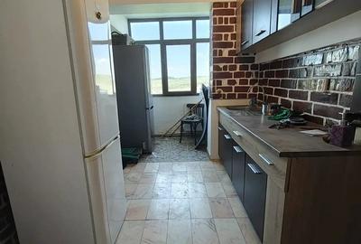 Apartament cu 2 camere decomandat în Hunedoara - 3