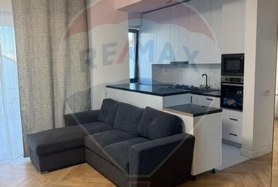 Apartament cu 2 camere de inchiriat in zona Central