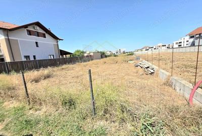 Teren de 951 mp, în Aradului