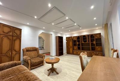 Apartament cu 3 camere decomandat, mobilat în Plopilor - 1