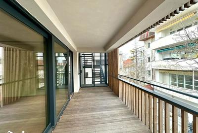 Apartament cu 3 camere decomandat în Dorobanți - 2