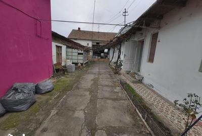 Casă cu 6 camere cu Canalizare în Aradul Nou - 5