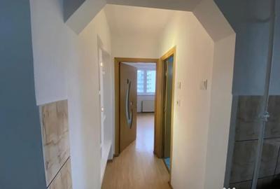 Apartament cu 2 camere decomandat în Central - 2