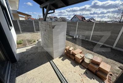 Casă cu 4 camere cu Teren 250 Mp în Micești - 6