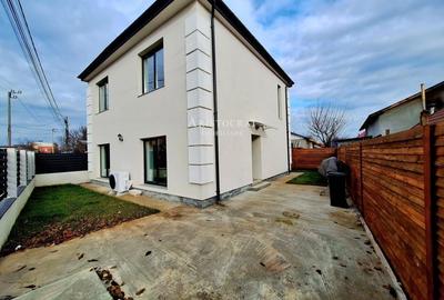 Casă cu 4 camere cu Teren 200 Mp în Corbeanca