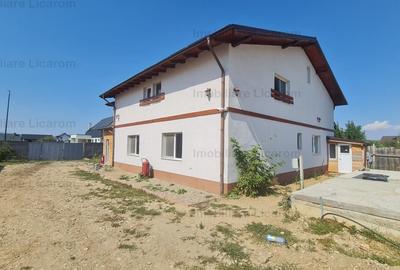 Proprietate in Cristian cu trei constructii+o fundatie,450000euro - 9