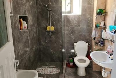 Casă individuală cu 6 camere cu Canalizare în Luna de Sus - 10