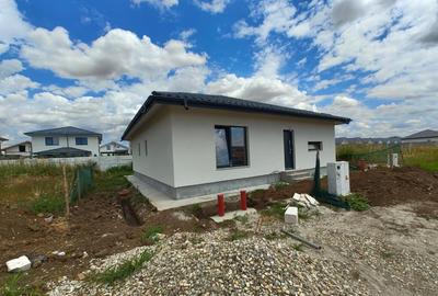 Casă cu 4 camere cu Teren 360 Mp în Berceni