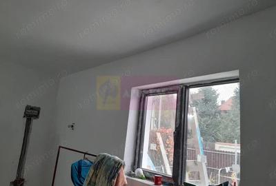 Casă cu 2 camere cu Teren 200 Mp în Giulești - 6