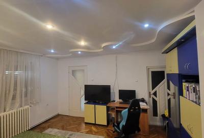 Casă cu 5 camere cu Teren 830 Mp în Central - 7
