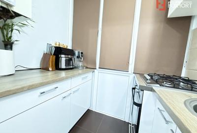 Apartament cu 3 camere decomandat în Lipovei - 3
