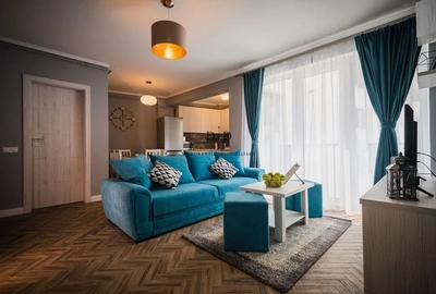 Apartament cu 3 camere semidecomandat, mobilat în Central
