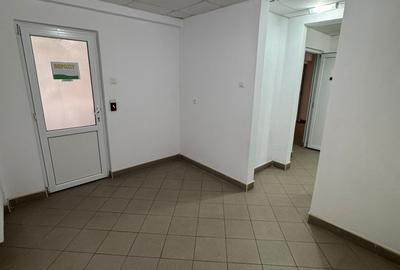 Spatii depozitare cu acces la DN 26 zona Metro - 7