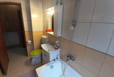 Apartament cu 2 camere semidecomandat, mobilat în Universității - 8