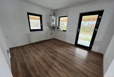 Vila la cheie- Magura Crihan- 1000 mp teren! - 7