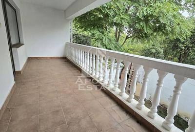 Duplex cu 5 camere si 3 bai, centrala proprie, zona Lipovei - 20