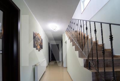 Casă individuală cu 5 camere cu Canalizare în Cristian - 15