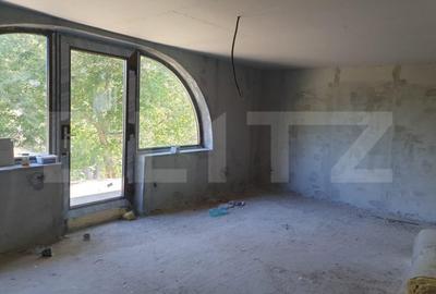 Casă cu 5 camere cu Teren 1000 Mp în Tărtășești - 1