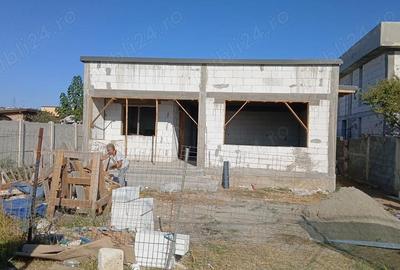 Casă cu 3 camere în Central - 3