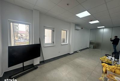 Spațiu comercial, de 35 mp, în Central - 2