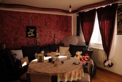 Casă cu 10 camere cu Teren 1500 Mp în Central - 3