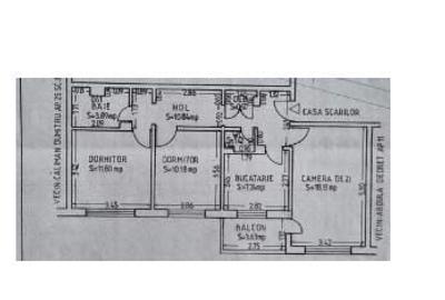 Apartament cu 3 camere decomandat, mobilat în Poarta 6 - 7