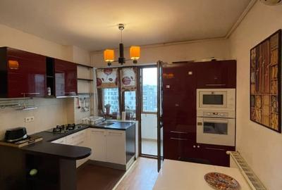 Apartament cu 3 camere semidecomandat, mobilat în Vitan - 2