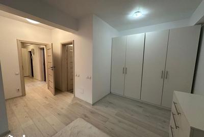 Apartament cu 3 camere în Central - 1