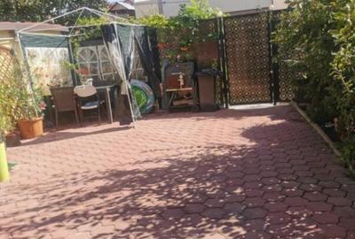 Casă cu 4 camere cu Canalizare în Coiciu - 10