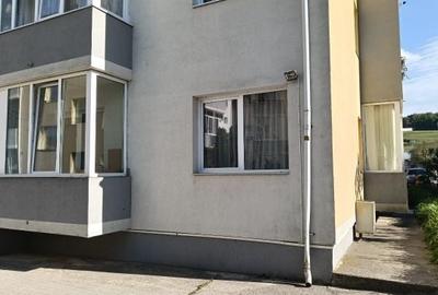 Apartament cu 2 camere decomandat în Florești - 1