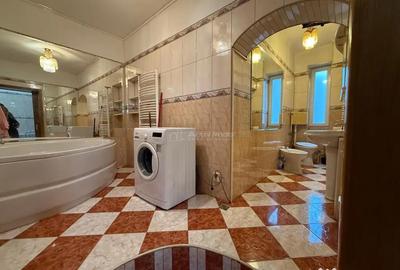 Apartament cu 4 camere semidecomandat în Central - 13