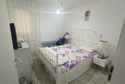 Apartament cu 2 camere decomandat în Exterior Vest