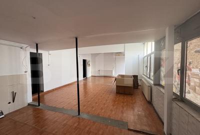 Spatiu comercial, 74 mp, Rovinari - 2
