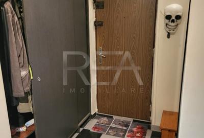 Apartament 3 Camere , Decomandat , Etaj 1/10 , Soseaua Giurgiului - 10