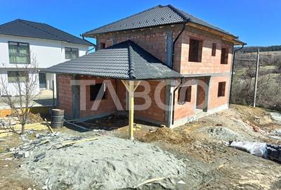 Casa 4 camere spatioase cu incalzire in pardosea - zona linistita - 1