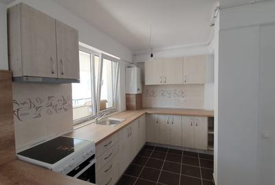 Apartament total decomandat - 13