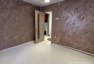 Apartament cu 2 camere decomandat în Viziru 3 - 2