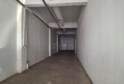 Spațiu industrial, în Titan - 12