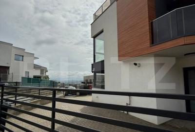 Ideal pentru birou, duplex cu 5 camere, 5 bai, 270 mp, zona - 4