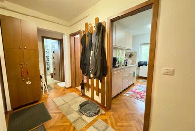 La etajul 1, decomandat si dotat cu centrala termica proprie. Zona Soarelui ! - 10