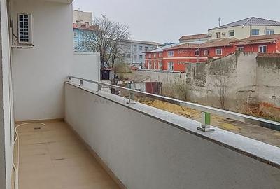 Apartament cu 3 camere semidecomandat, mobilat în Timpuri Noi - 5