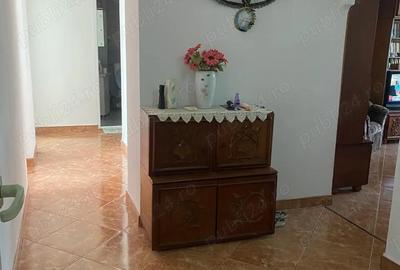 Apartament cu 4 camere decomandat în Micro 21 - 3