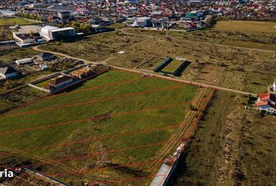 Teren de 15300 mp, în Central - 2