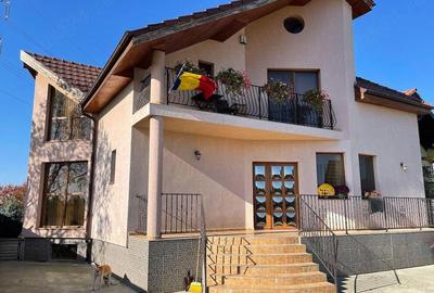 Casă cu 3 camere cu Teren 953 Mp în Păulești - 5
