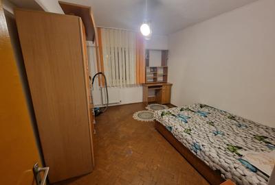 Se vinde apartament decomandat doua camere pret 85000 euro negociabil - 9