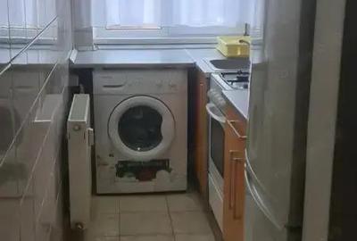 Apartament cu 2 camere decomandat în Lipovei