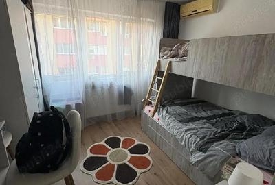 Garsonieră decomandată în UMT - 3